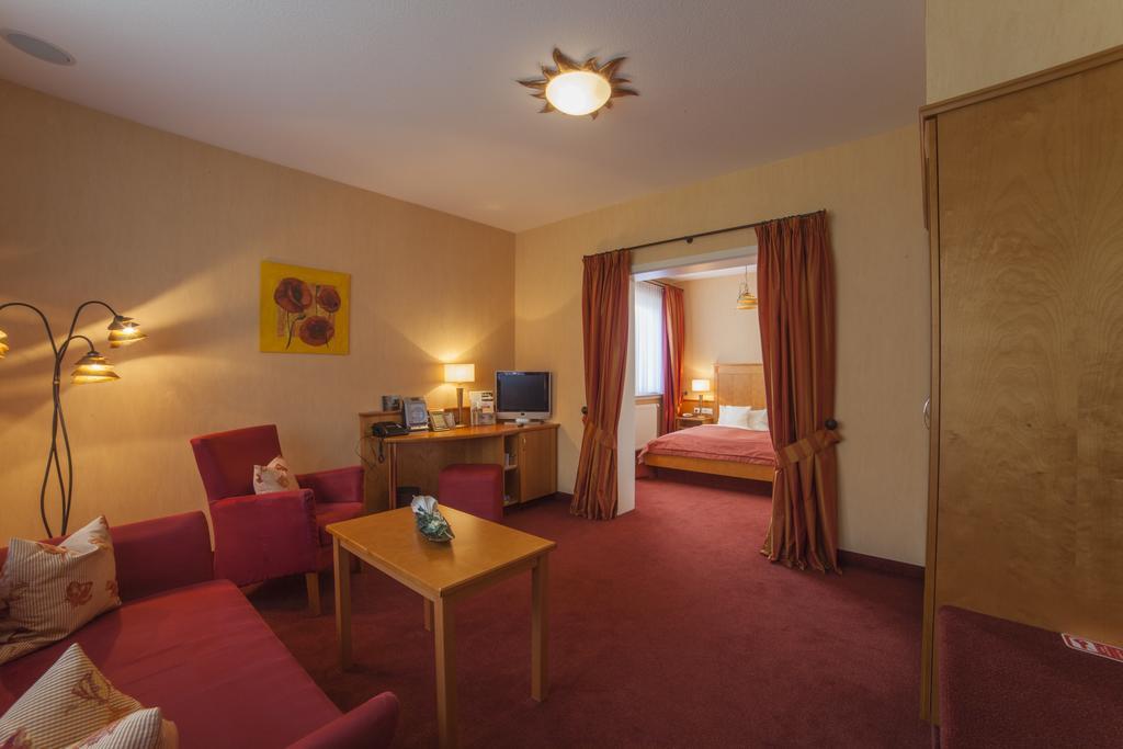 Hotel Backenkoehler Ganderkesee Exterior photo